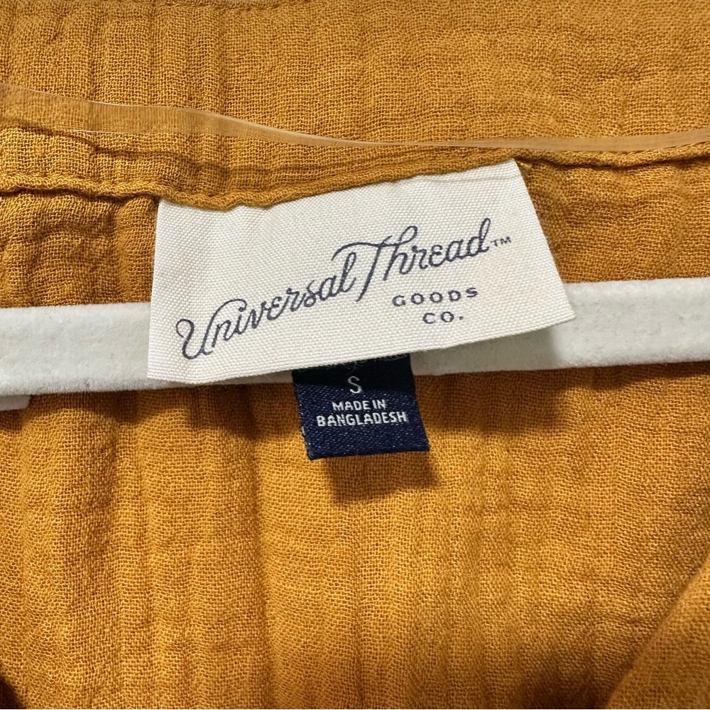 Universal Thread Top - Picture 2 of 4
